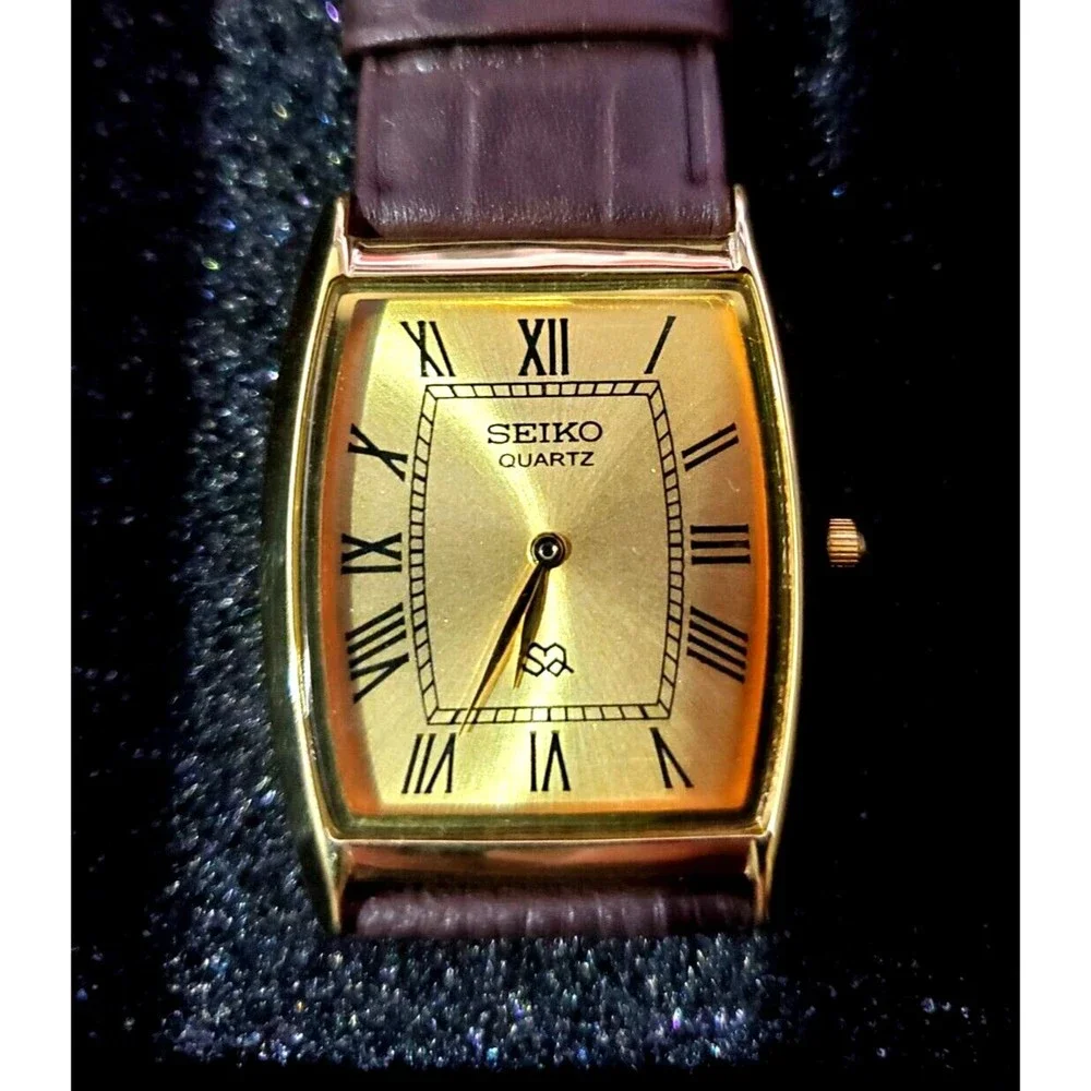 RARE Vintage Seiko NOS‎ Men's Classic Tank Barrel Gold Champaign Dial *